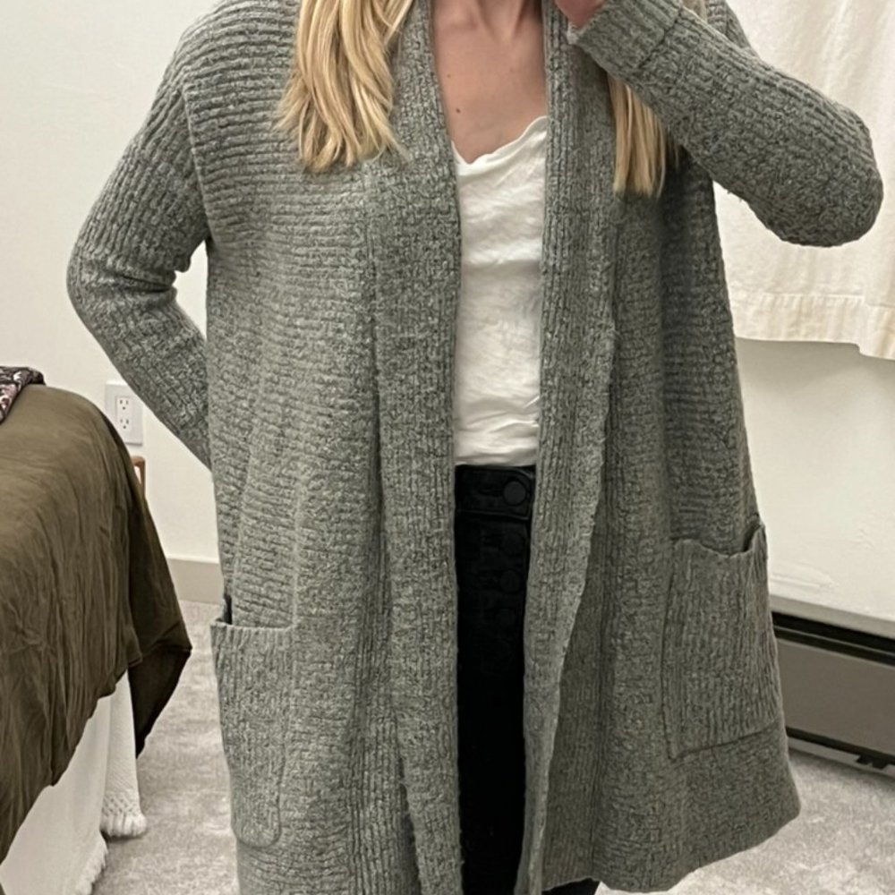 AE Grey Knit Cardigan Sweater